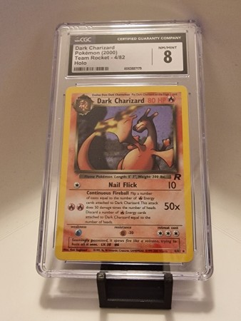 Dark Charizard - Team Rocket (2000) CGC Gradert